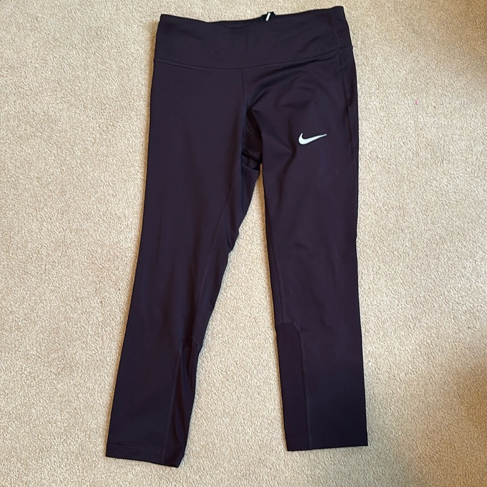 Dark purple Nike cropped running leggings